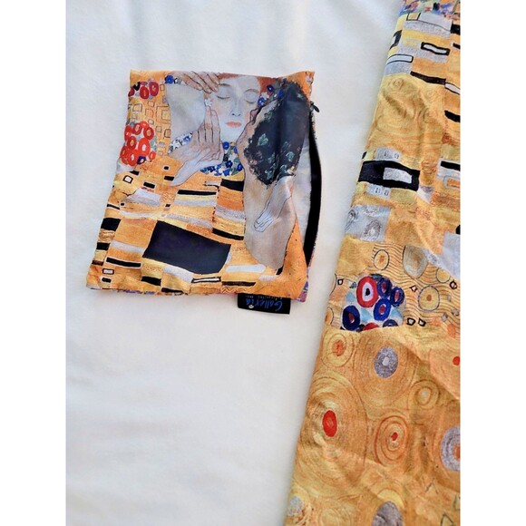 Gustav Klimt The Kiss Galleria Rain Cape w/Hood Travel Pouch Reversible One Size - Picture 12 of 14